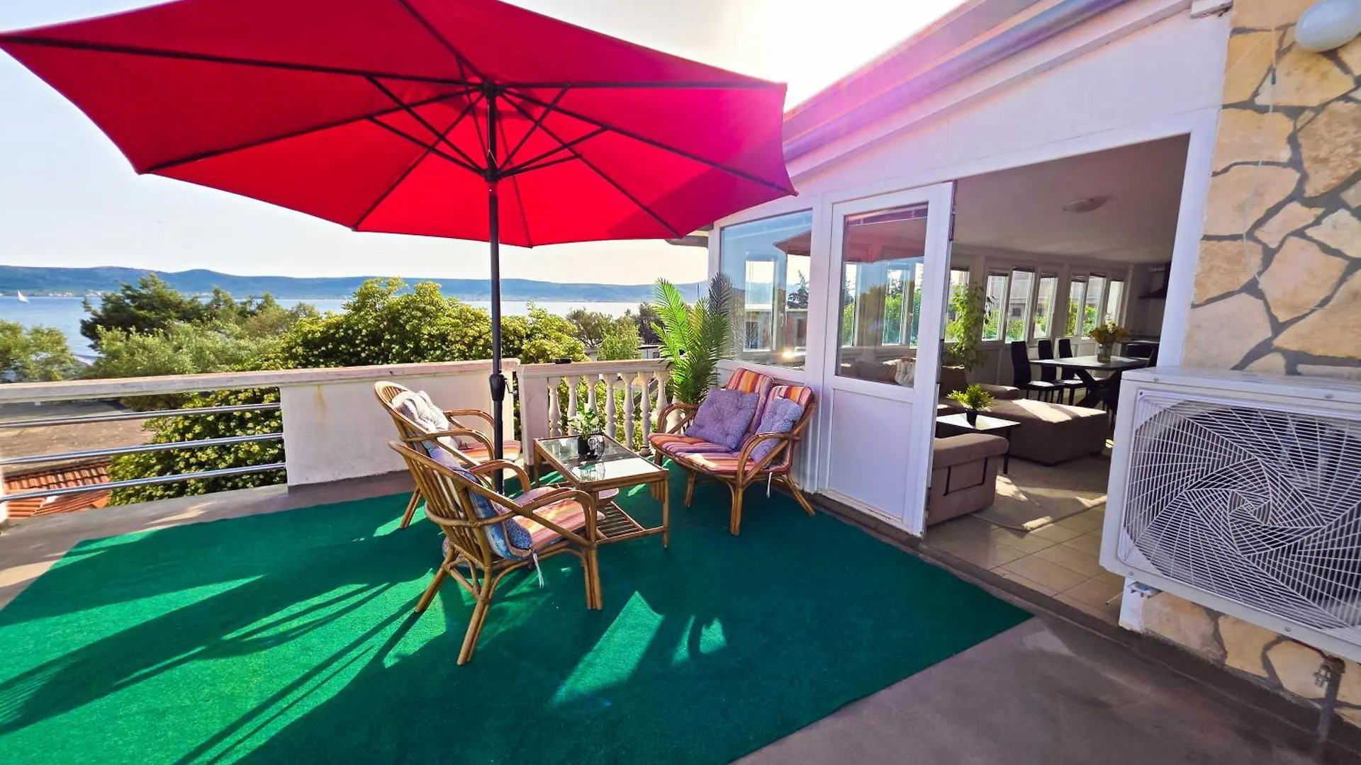 Izabella Seaside Suites Sveti Petar